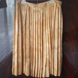 Halogen Pleated Skirt